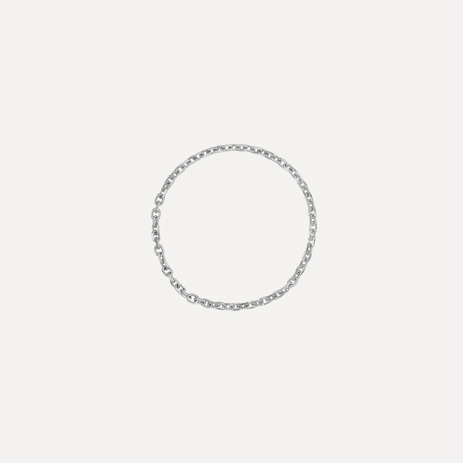 Basic Chain Ring by Kelly Bello Design