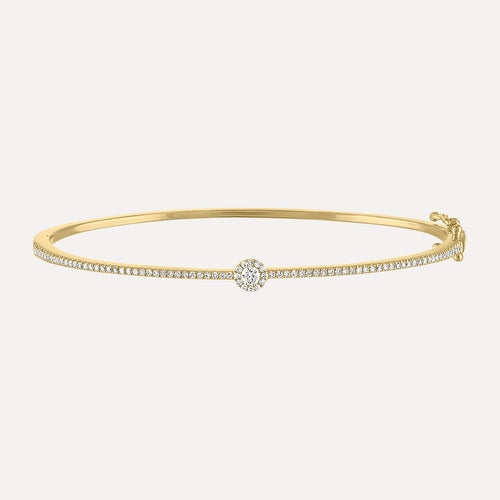 Pulsera tipo brazalete con pavé de diamantes
